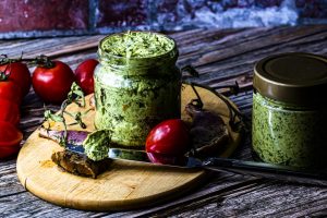Масло с левурда / Масло с див чесън